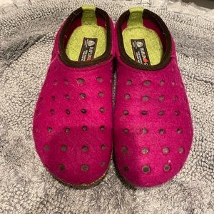 Fuchsia and lime haflinger wool clogs size 37